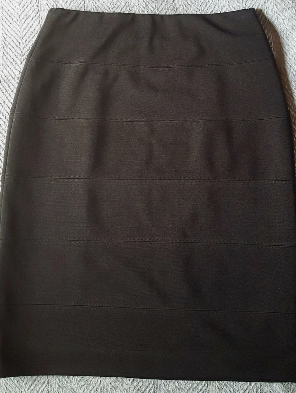 Basic Straight Women's Slick Black Skirt by ALFANI XS S 2 4 6